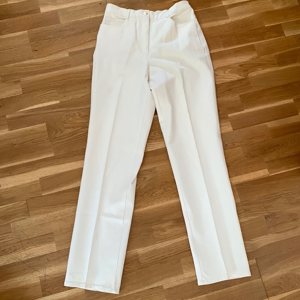 St. John Sport White Jeans